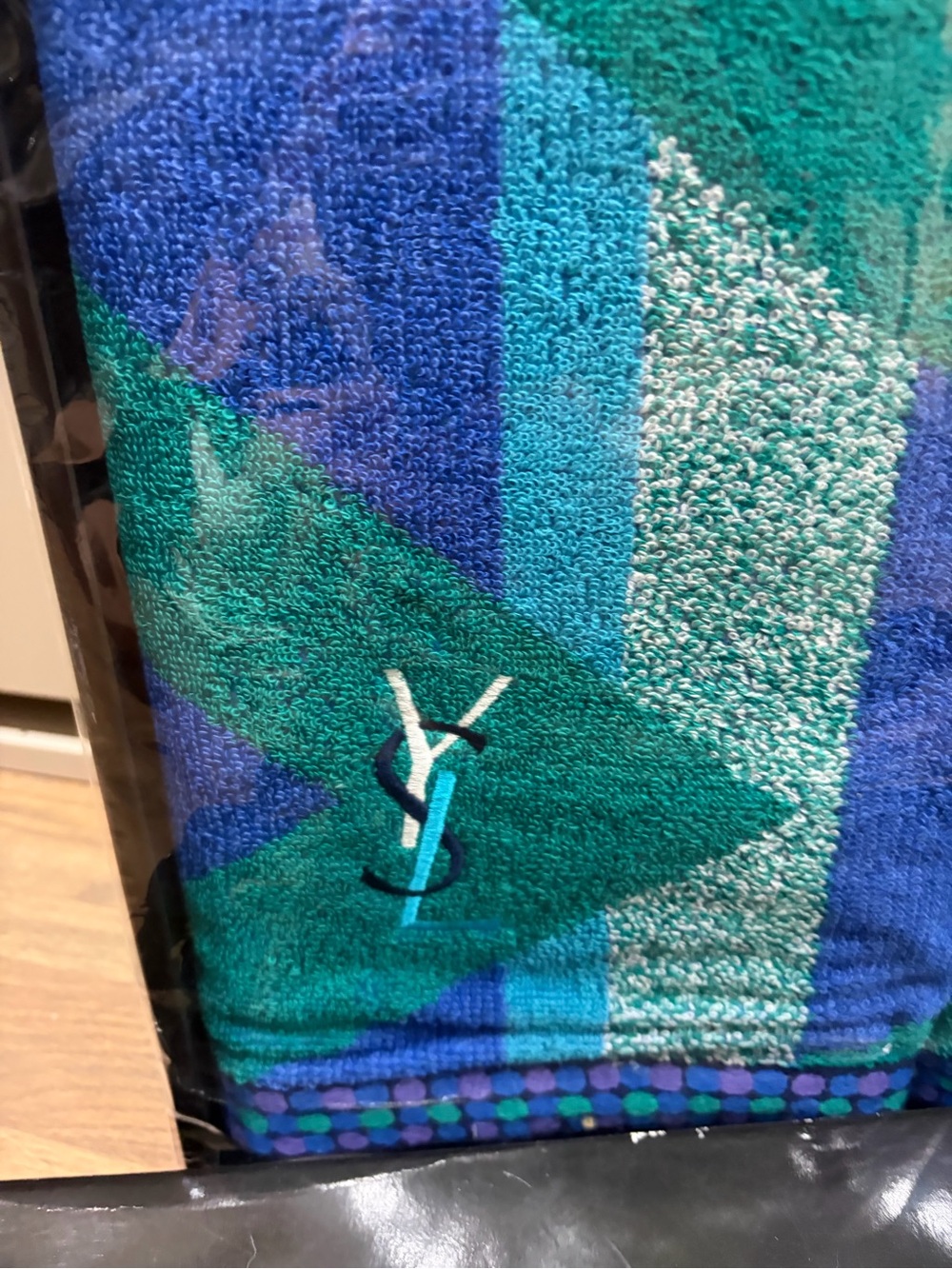 Yves Saint Laurent Teal and Royal Blue Geometric Jacquard Towel - Picture 2 of 2